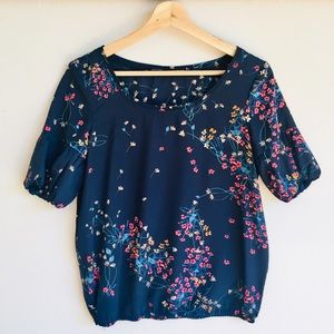 👚Zara Navy Floral Puff Sleeve Top